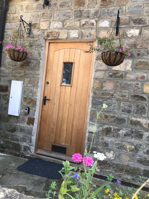 Luxury Barn Conversion At Rudding Harrogate Bagian luar foto
