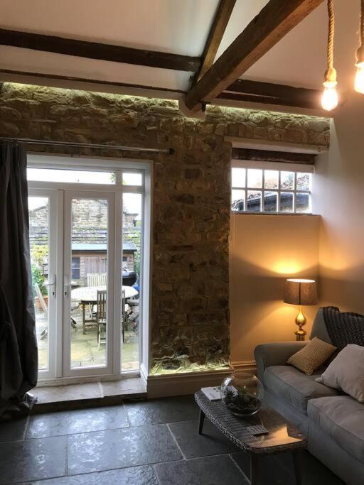 Luxury Barn Conversion At Rudding Harrogate Bagian luar foto